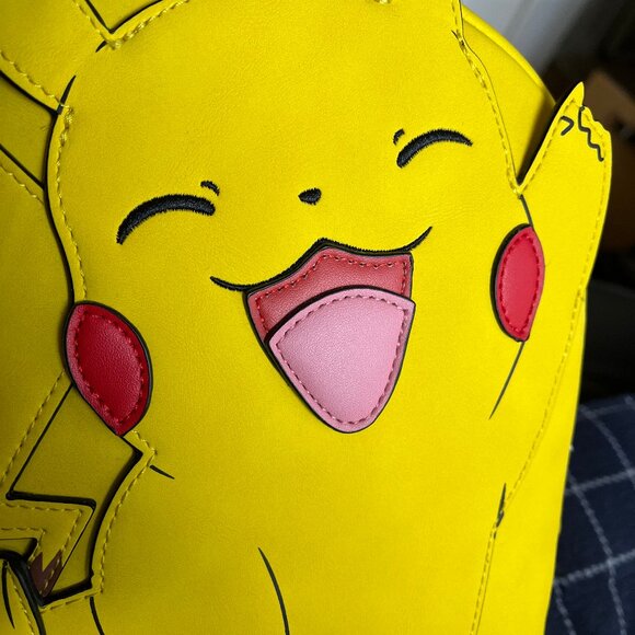 Pikachu Pokemon mini backpack, NWT, Genuine, High quality - Picture 13 of 14